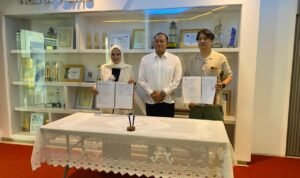 Mewujudkan komitmen, PLN Icon Plus dan Diskominfo Jabar melakukan kesepahaman dalam memperkuat infrastruktur dan layanan komunikasi data antar perangkat daerah di lingkungan Pemerintah Provinsi Jawa Barat.