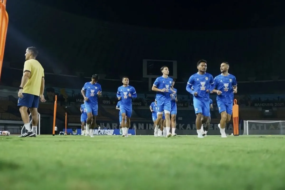 Jelang Lawan Semen Padang, Persib Kehilangan Dua Bek Andalan Jelang Lawan Semen Padang, Persib Kehilangan Dua Bek Andalan