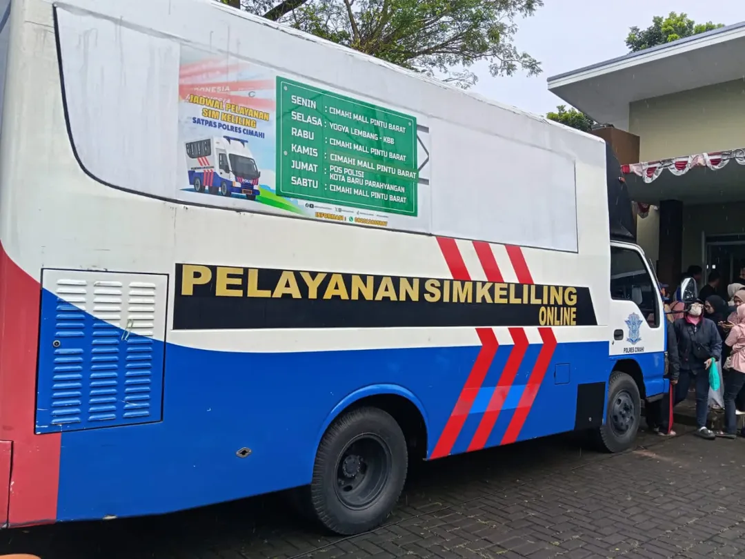 SIM KELILING POLRES CIMAHI BERLOKASI DI POS POL KOTA BARU PARAHYANGAN PADALARANG, Pada Hari JUM layanan SIM Keliling