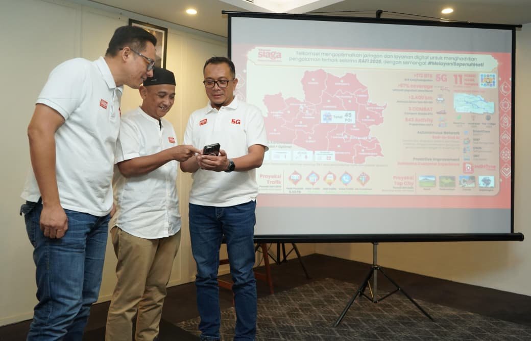 Siaga RAFI 2026, Telkomsel Jabar Perkuat Jaringan dan Layanan 24 Jam: Ibadah Tenang, Mudik Aman Siaga RAFI 2026, Telkomsel Jabar Perkuat Jaringan dan Layanan 24 Jam: Ibadah Tenang, Mudik Aman