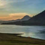 Pesona Waduk Parang Gombong, Spot Healing dan Camping Favorit di Purwakarta