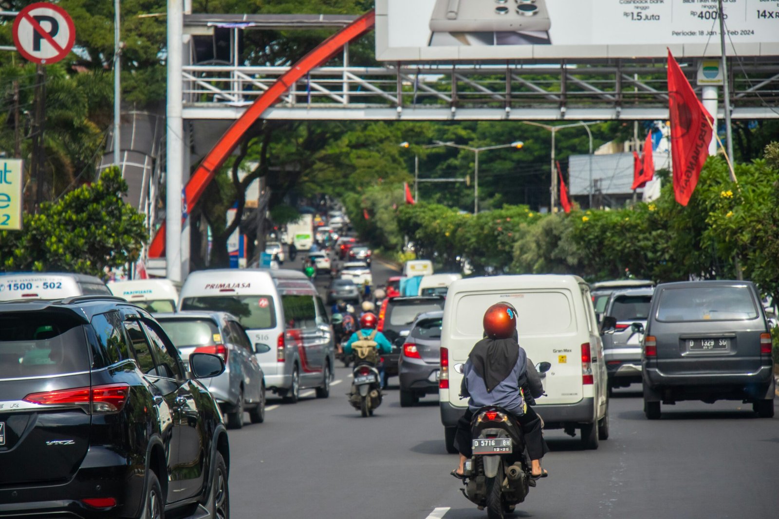 Arus lalu lintas masa libur pasca lebaran.
