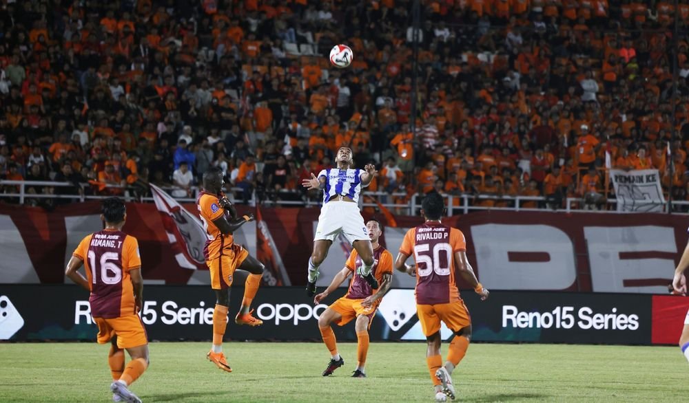 large_barros_borneo_barly_a7e8efca89 Borneo FC vs Persib