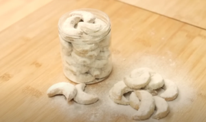 Kue Putri Salju