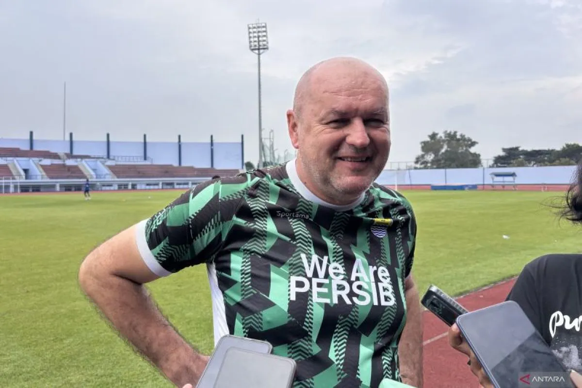 Persib Bandung Siapkan Kontrak Baru untuk Bojan Hodak