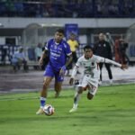 Persib Unggul Tipis 3-2, Jaga Jarak dari Borneo FC di Klasemen