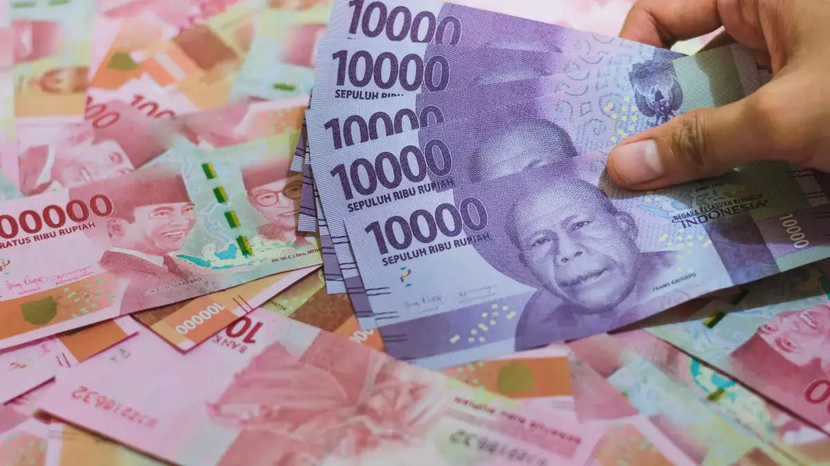 iqbalstock-rupiah-7304261_1920-1-1200x675 Daftar bansos yang Cair Mei 2026