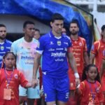 Persib vs Persija.